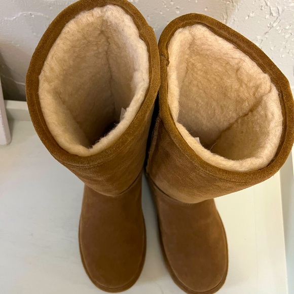 Never Worn Bearpaw Light Brown Elle Tall Boot 12” Tall Size 8.5 - Picture 3 of 8